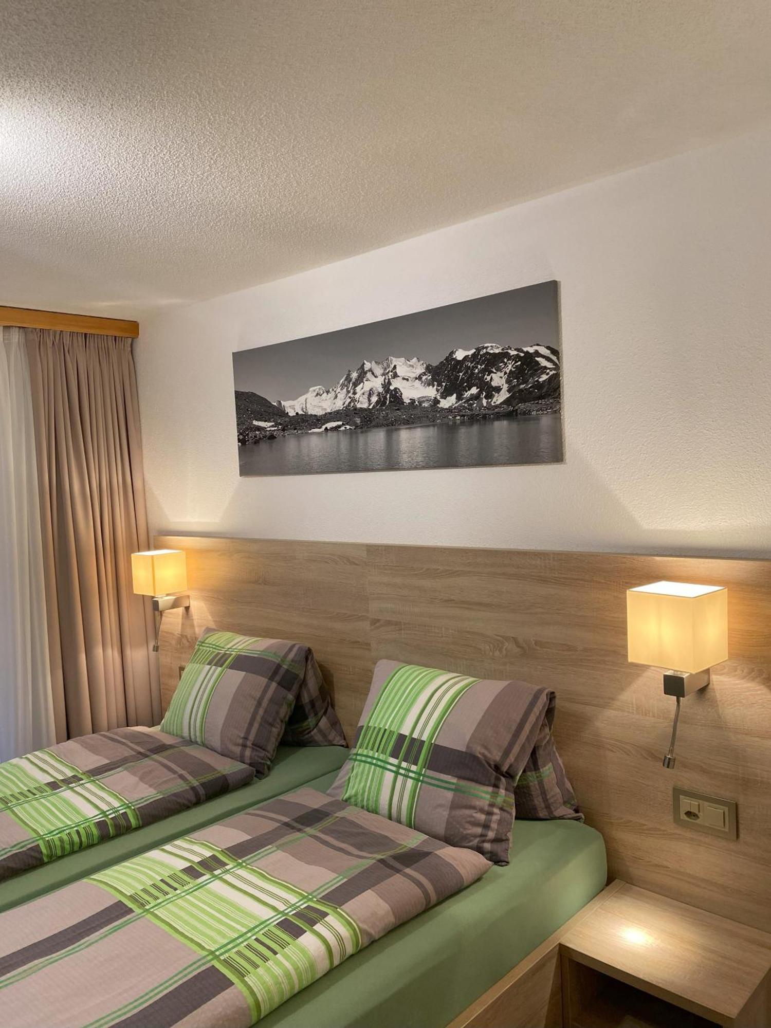 Apartments Arcadia Saas-Grund Dış mekan fotoğraf